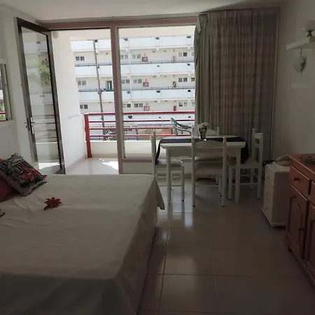 Olympia Apartment *